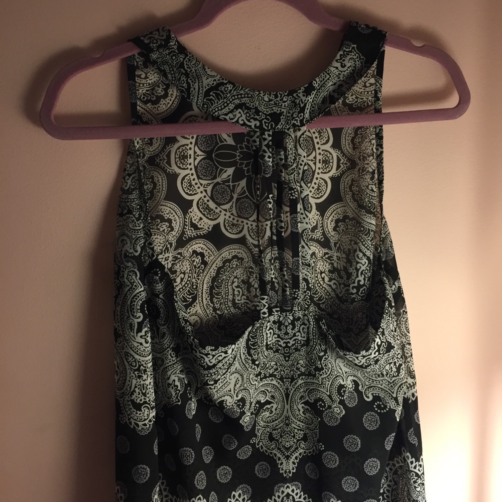 Tank top - Picture 2 of 3